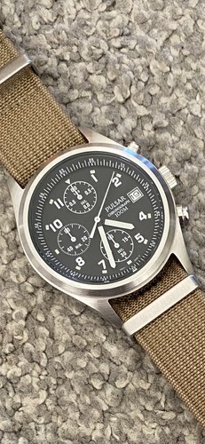 Pulsar v657 quartz military - v657,