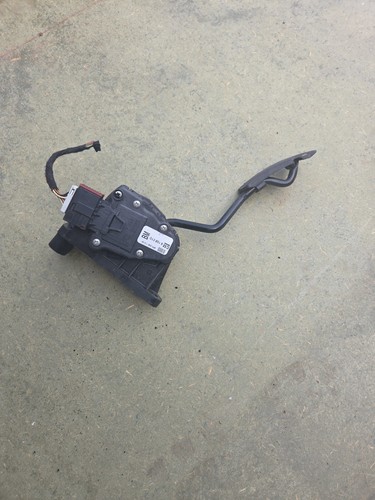 Vauxhall astra accelerator - h,