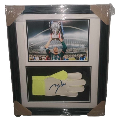 Framed hand signed dida - framed,
