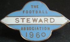 THE FOOTBALL ASSOCIATION 1960 STEWARD Badge Brooch pin In gilt 39mm x 25mm