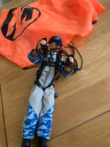 Action man parachute figure - action,