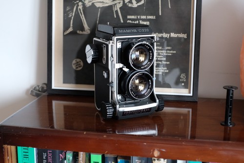 Mamiya c220 professional tlr - c220,
