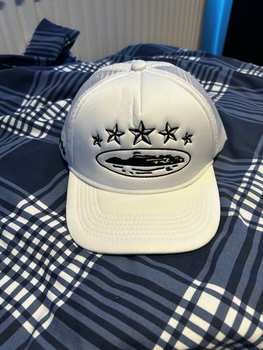 White corteiz trucker - corteiz, cap