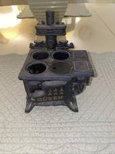 Vintage Queen Miniature Cast