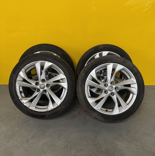 Vauxhall astra alloy - 17”,