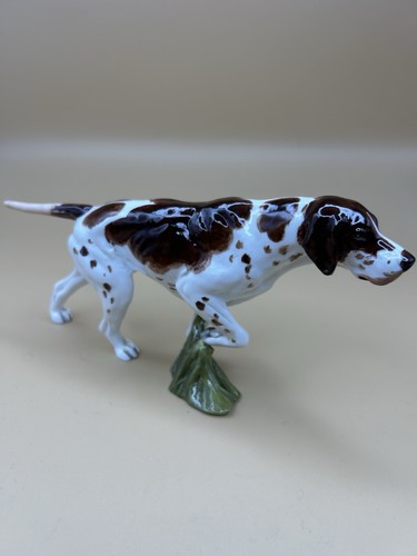 Royal worcester pointer - worcester, 'pointer'