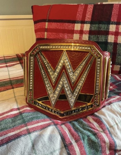 Wwe red universal replica belt - wwe,