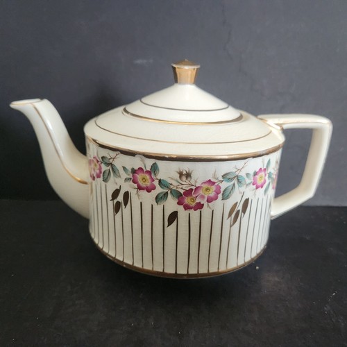 3083 sadler teapot - 3083, with