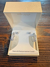 Sofia James New York Huggie