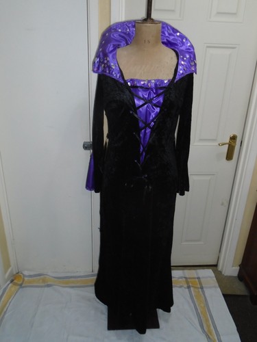 Wicked queen costume large - ,