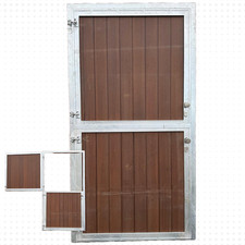 Stable lockable