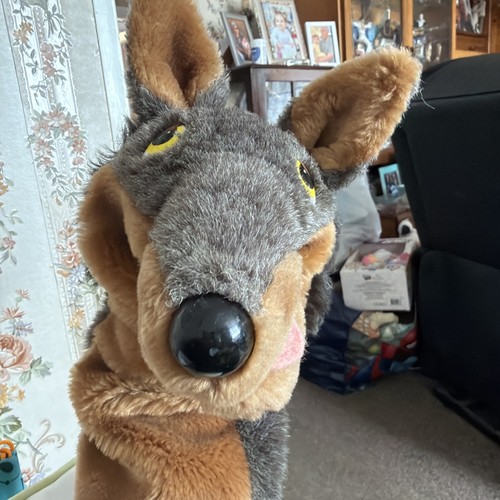 Nice vintage wolf hand - nice,