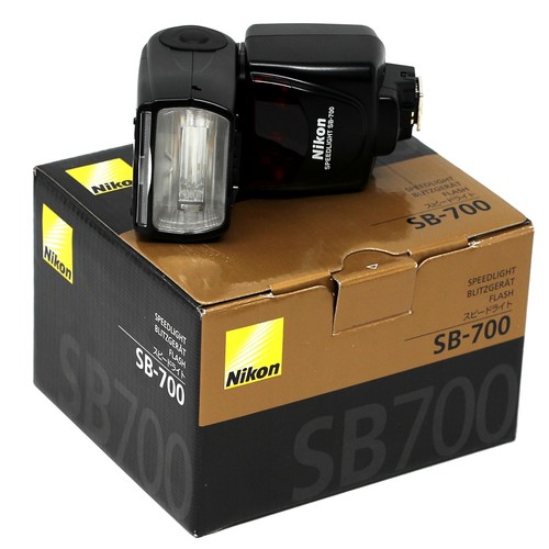 Nikon sb700 speedlight - nikon, flash