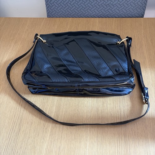 Vintage black patent leather - black,