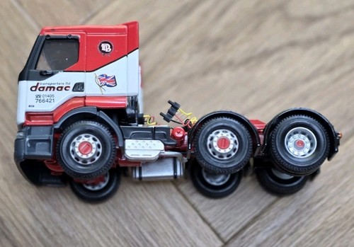 Corgi 76101 scale - 76101, renault