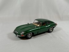 Burago 1/18 Scale Die Cast Model Jaguar E Type Coupe - Green
