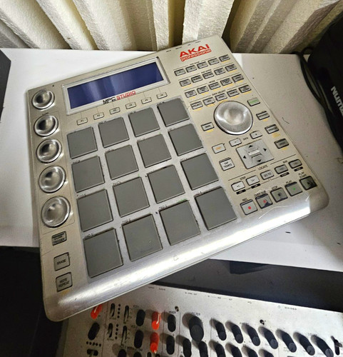 Akai mpc studio - mpc, &