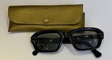 Vintage Women's 1950s/60s Polaroid Black Sunglasses & Original Leather Case