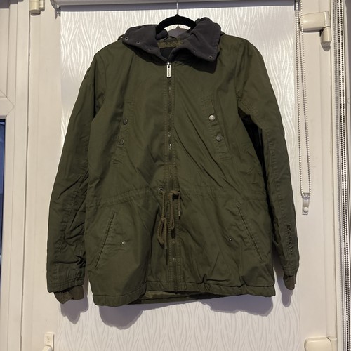 Bench khaki green parka style - bench,