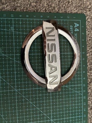 Nissan tailgate logo badge - nissan,