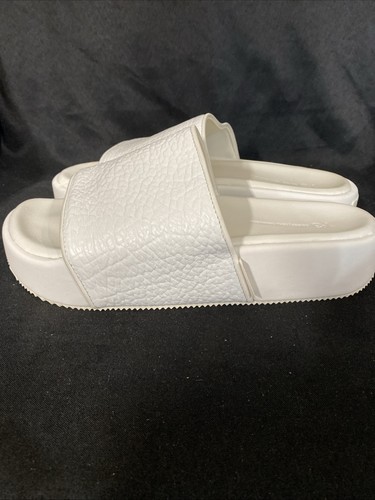 Adidas yeezy slide - adidas,