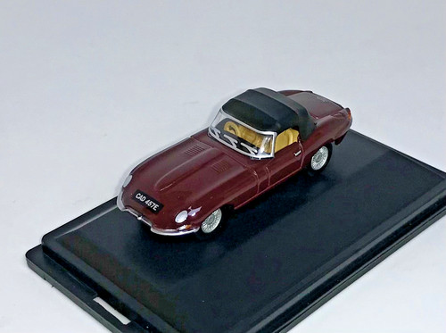 Oxford diecast jaguar type - oxford,