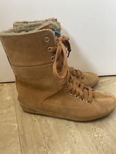 Fitflop UK 6 Mid Calf Suede/