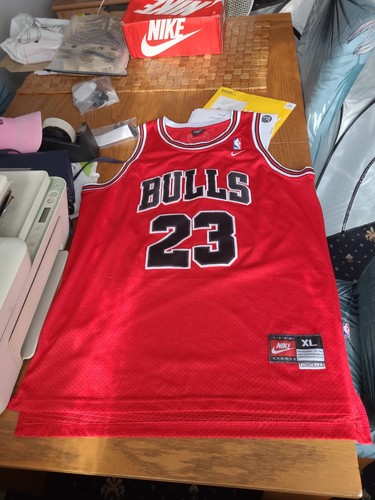 Nike jordan bulls vest - size, xl