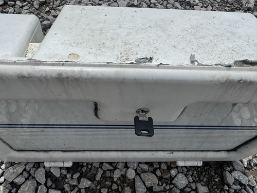 Thetford 240v hook - thetford,
