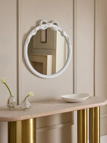 Next white bow - next, mirror