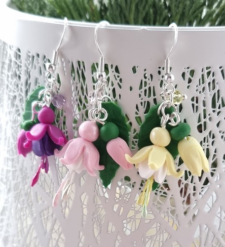 Fuchsia earrings handcrafted