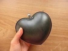 3D Sweetheart Shaped Shiny Silver Framed Perspex Hard-case Clutch Bag in 11x13cm