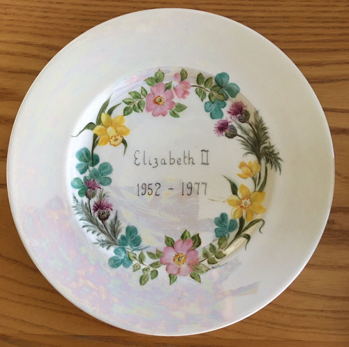 Elizabeth silver jubilee plate - elizabeth,