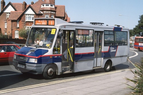 Bus photo thames - bus, transit
