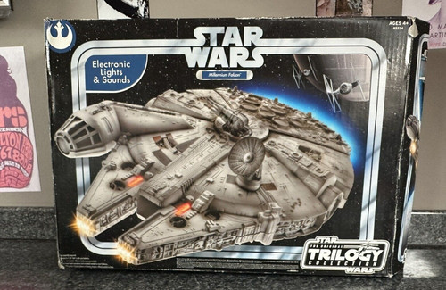 Rare hasbro millennium falcon - hasbro,