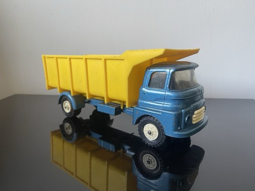 Triang bmc lorry tipper - triang,