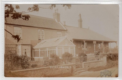 Cliffe house aust - house,,
