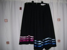 rad character skirt  length
