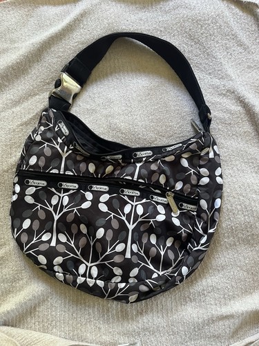 Lesportsac floral crescent - lesportsac,