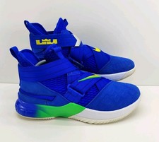 Nike LeBron Soldier 12 Flyease