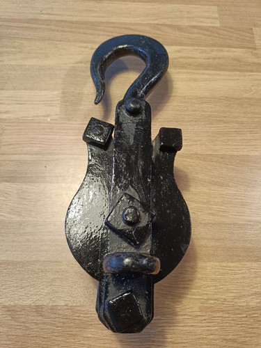 Heavy duty cast - , iron