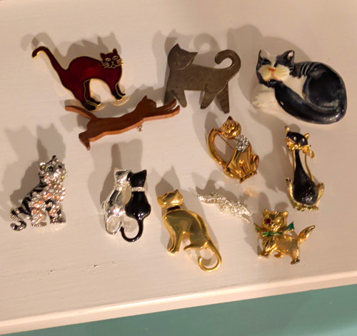 10pc mixed lot - lot, brooch