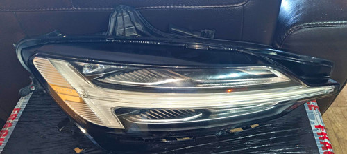 Volvo s60 headlamp - volvo,