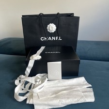 Chanel gift shoe box - gift/shoe,
