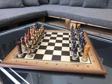 Crusader Knights Chess Set |