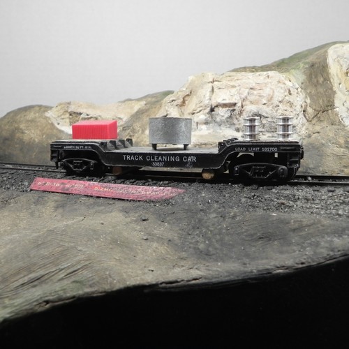 Vintage track cleaning car - ,