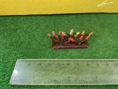 Vintage britains lead - vintage, floral