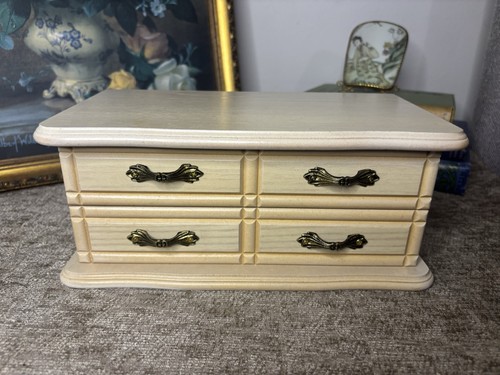 Vintage mele light - &,