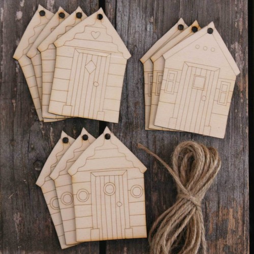 10x wooden beach - beach, hut