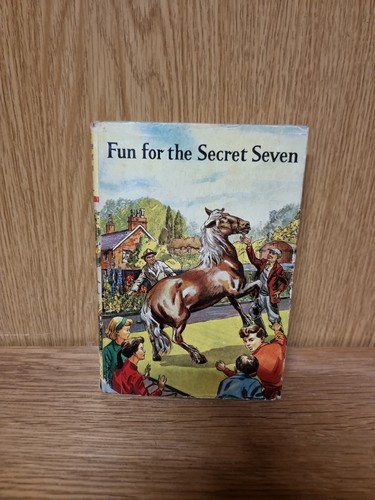 Enid blyton fun for the - blyton,